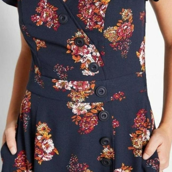 Modcloth Sentimental Special Retro 1940's Style Navy & Nutmeg Floral Dress - Picture 2 of 15